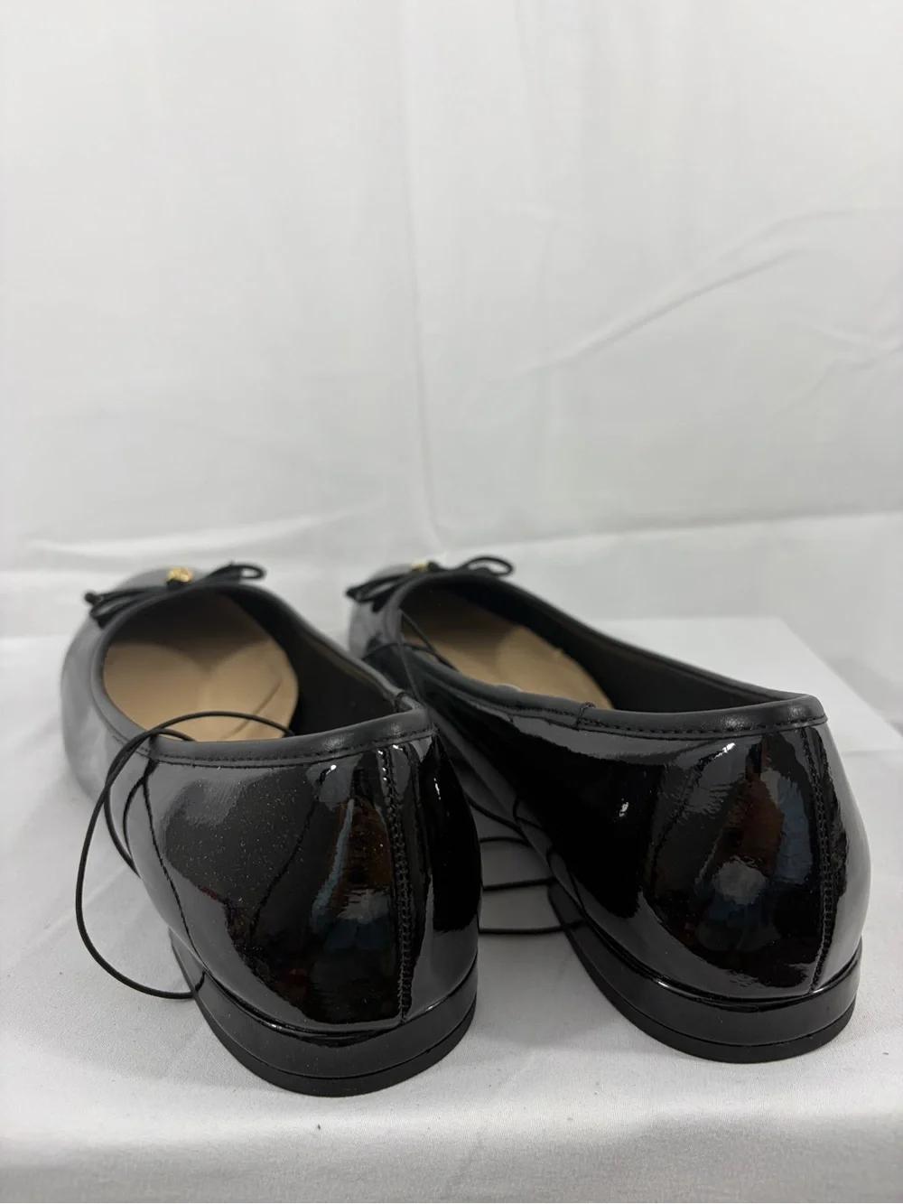 NWT Liz Claiborne Women’s Size 11W Shiny Black Ballet Flats with Bow Accent